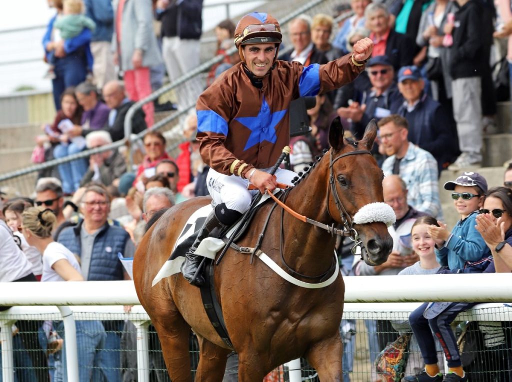 TNC hippodrome Rostrenen